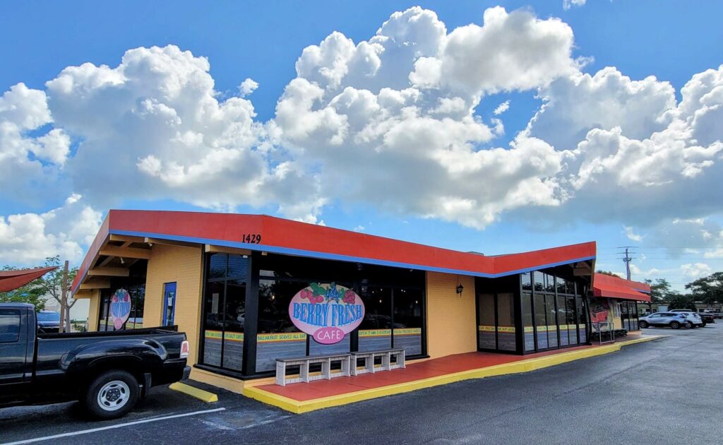 The front entrance of Berry Fresh Cafe located in Stuart Florida